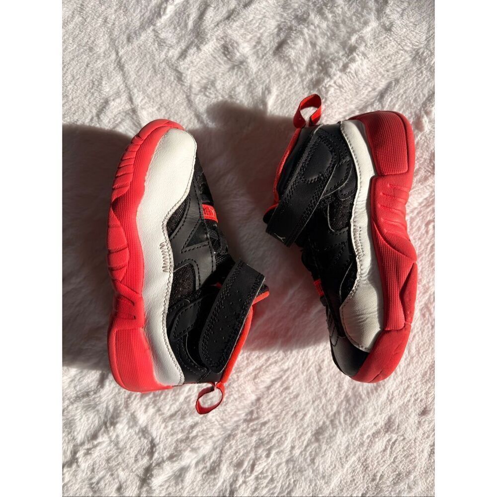 Jordan Toddler Jumpman Two Trey Sneakers Size 9C
